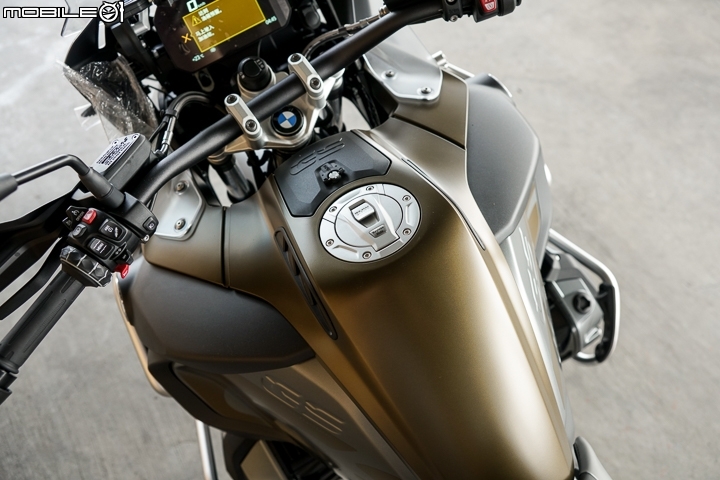 BMW Motorrad R1250 RT/GS/GS Adventure系列 獨家到港開箱暨實車簡介