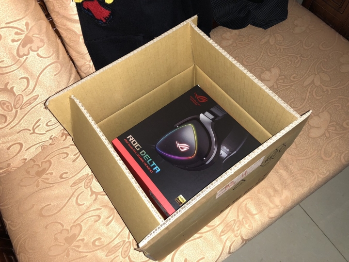 Asus ROG Delta 電競耳麥試用心得