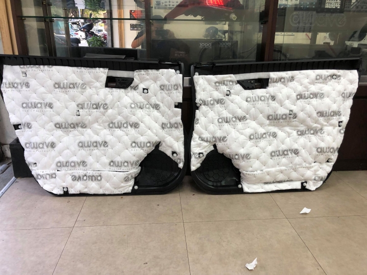 Swift車門隔音跟喇叭建議改，但 要不要裝盲區呢