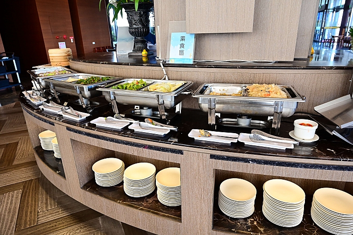 凱旋星光酒店：以酒店免費提供的腳踏車，遊歷森林公園、海濱公園、天后宮、小吃街、逛商店。