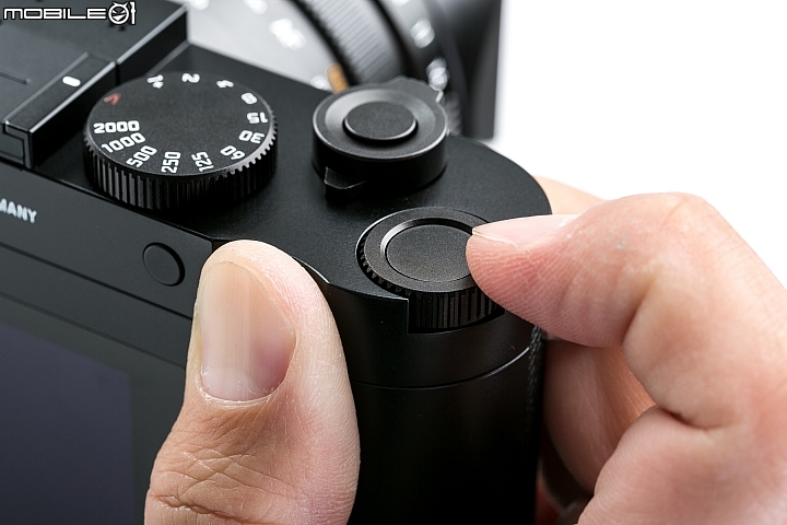 Leica Q2 近乎完美 舍我其誰！