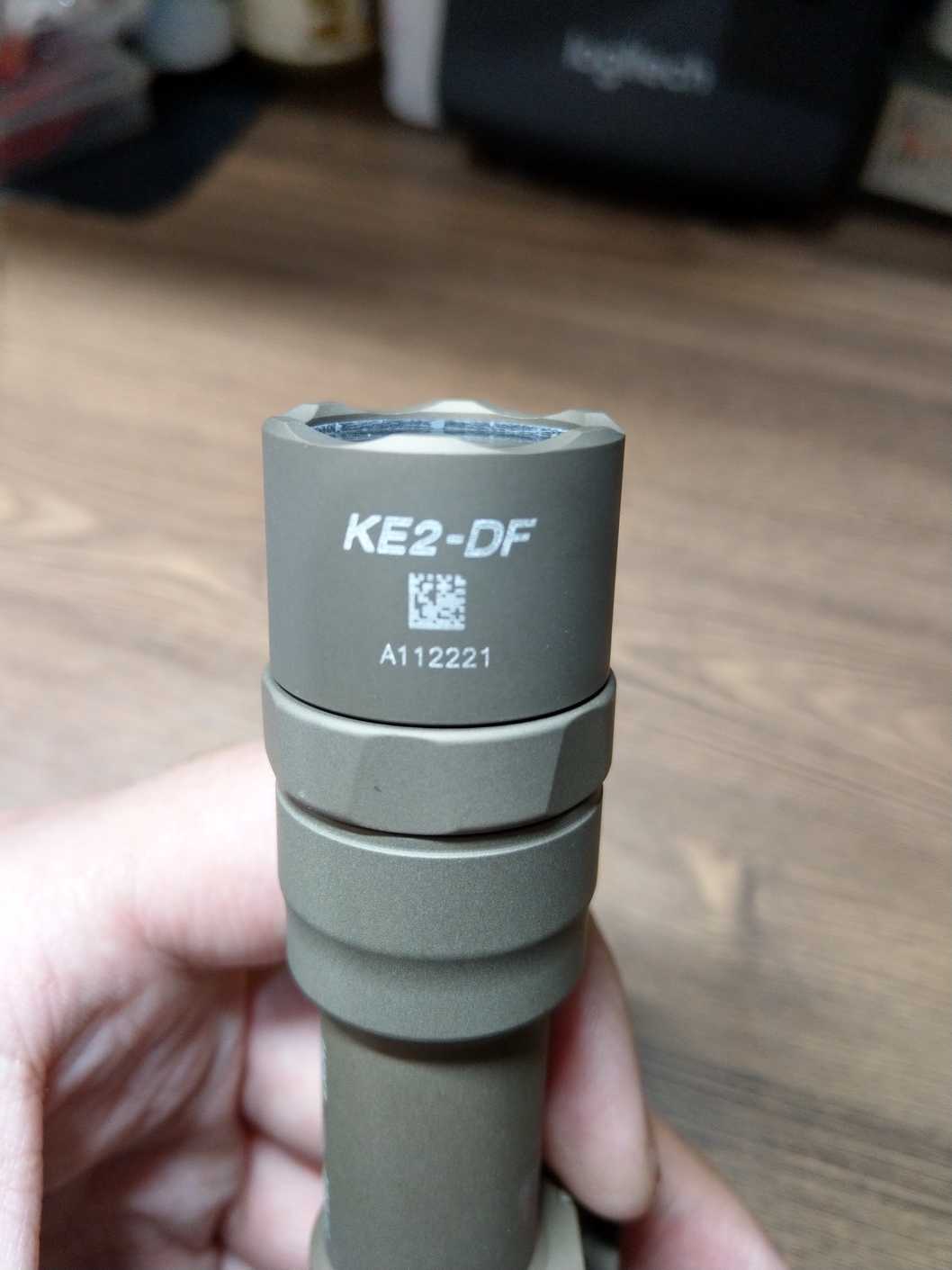 不專業簡易開箱 ( SureFire M600DF 1500流明 戰術槍燈 )