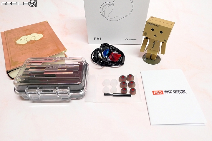 [開箱評測]FiiO FA1 入耳式耳機～採用樓氏全頻單動鐵/三音分頻/MMCX可換線～舒適好入耳！