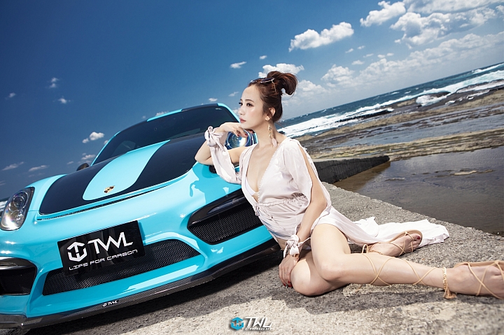 「香車配美人」，當保時捷遇上賽車女神-安小蕎