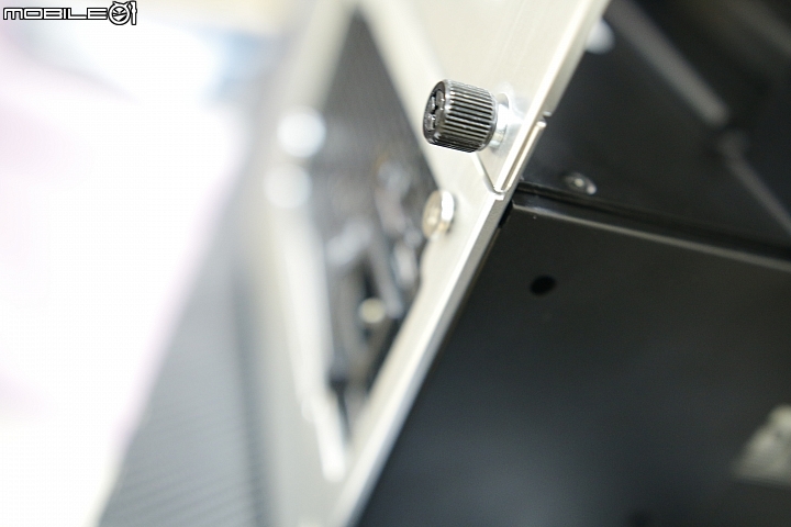 【自組電腦】老兵不死。經典再現。迎廣 IN WIN 904 Plus如何與新的組件組出美感【圖特多不喜慎入】