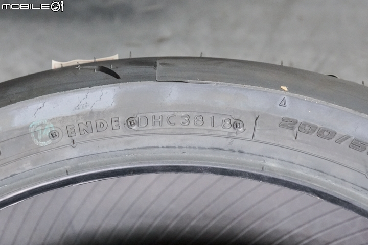 Bridgestone BATTLAX RACING R11 賽道試胎 全面性能大提升