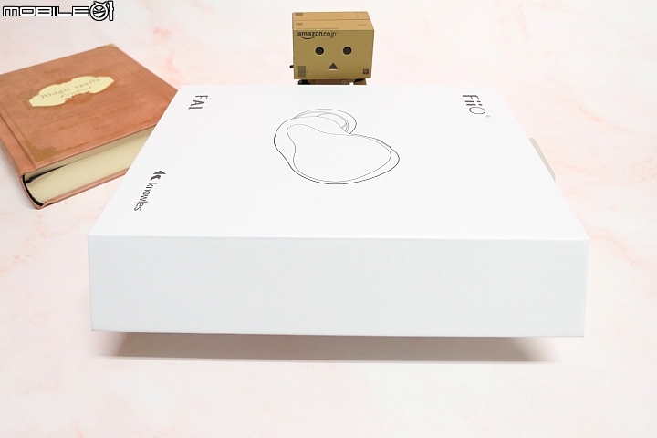 [開箱評測]FiiO FA1 入耳式耳機～採用樓氏全頻單動鐵/三音分頻/MMCX可換線～舒適好入耳！