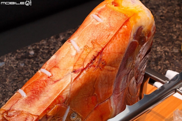 【全台首賣】乾杯燒肉正式推出義大利帕瑪生火腿