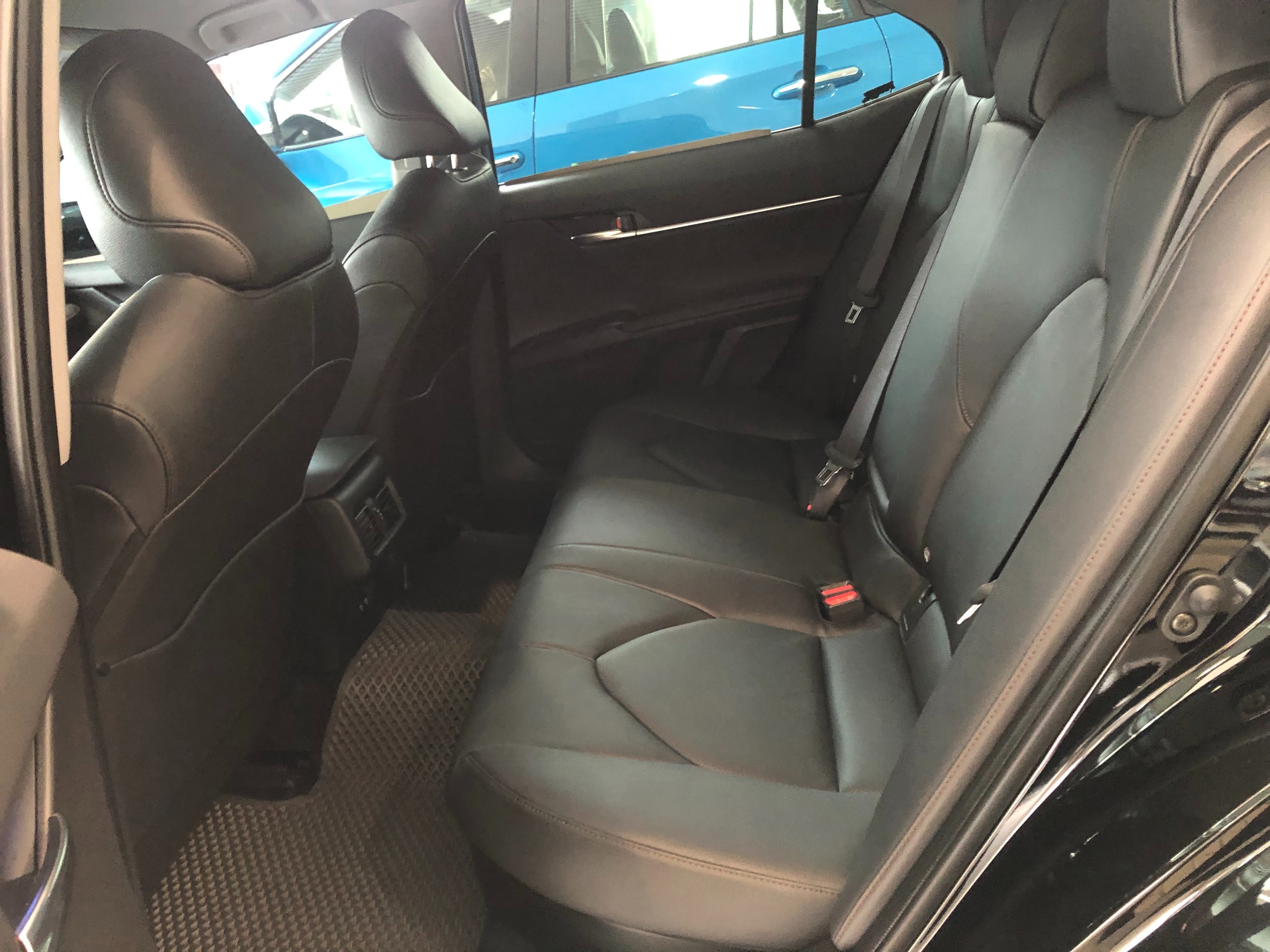 [分享] Toyota Camry Hybrid (正2019式) 尊爵菜單(已交車)