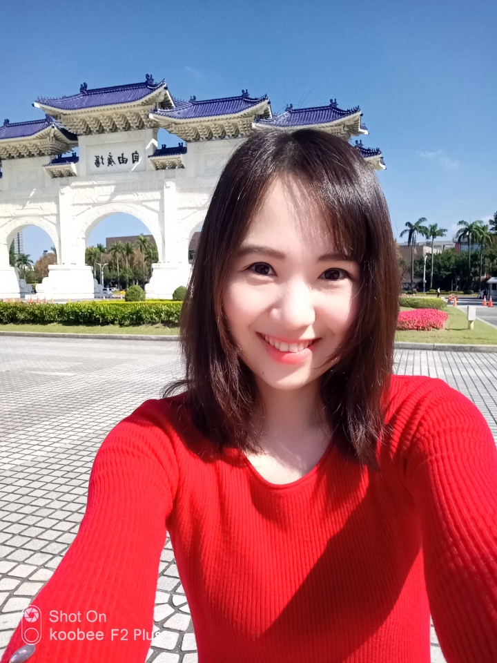 溫柔的肥宅用「約拍」這理由來追女生是否有機會呢？請大家指點一下喔，感謝~~