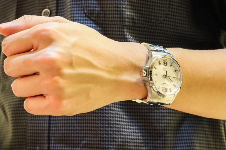 [開箱] 浪琴 Longines V.H.P 白色