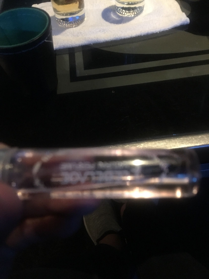 詢問這是哪牌的香水
