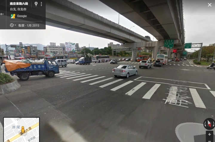 詢問車禍 直行車道要左轉