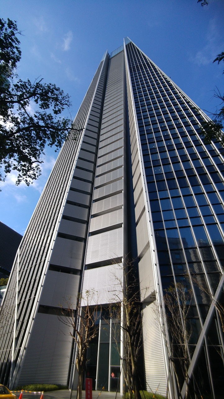 分享Bitplay Alllclip+高階廣角鏡頭+藍芽快門把手