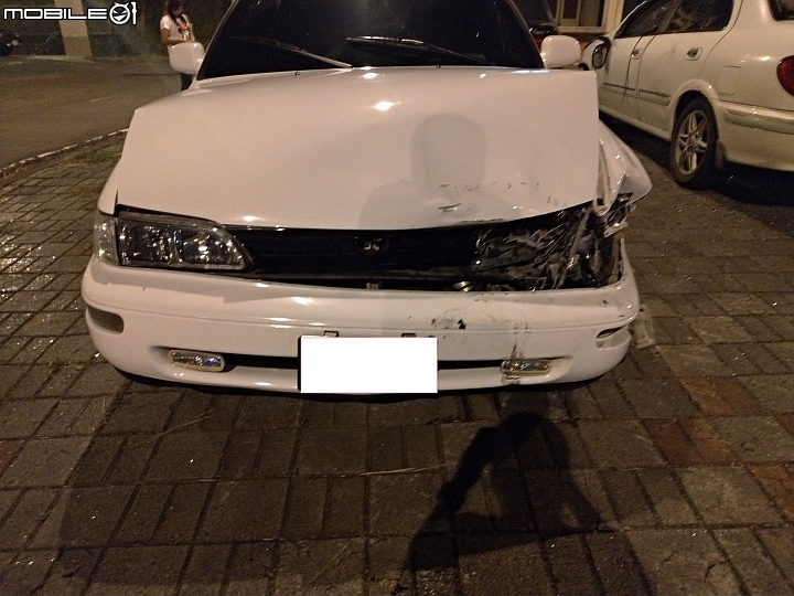 高速公路生死瞬間(附影片)