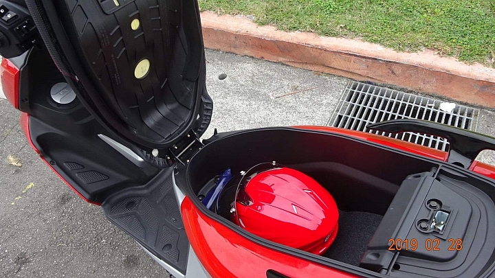 第三台紅色小車車MK3   FNX 125 開箱