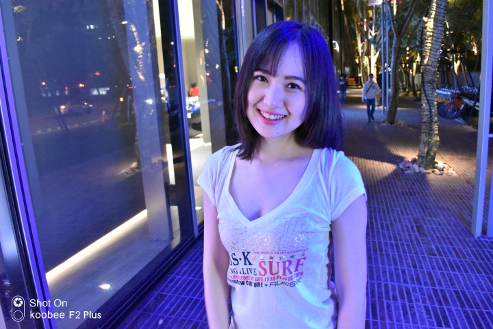 溫柔的肥宅用「約拍」這理由來追女生是否有機會呢？請大家指點一下喔，感謝~~