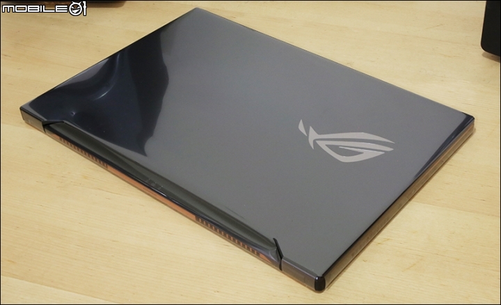 [開箱]工作遊戲雙用機 ROG ZEPHYRUS S GX701GX