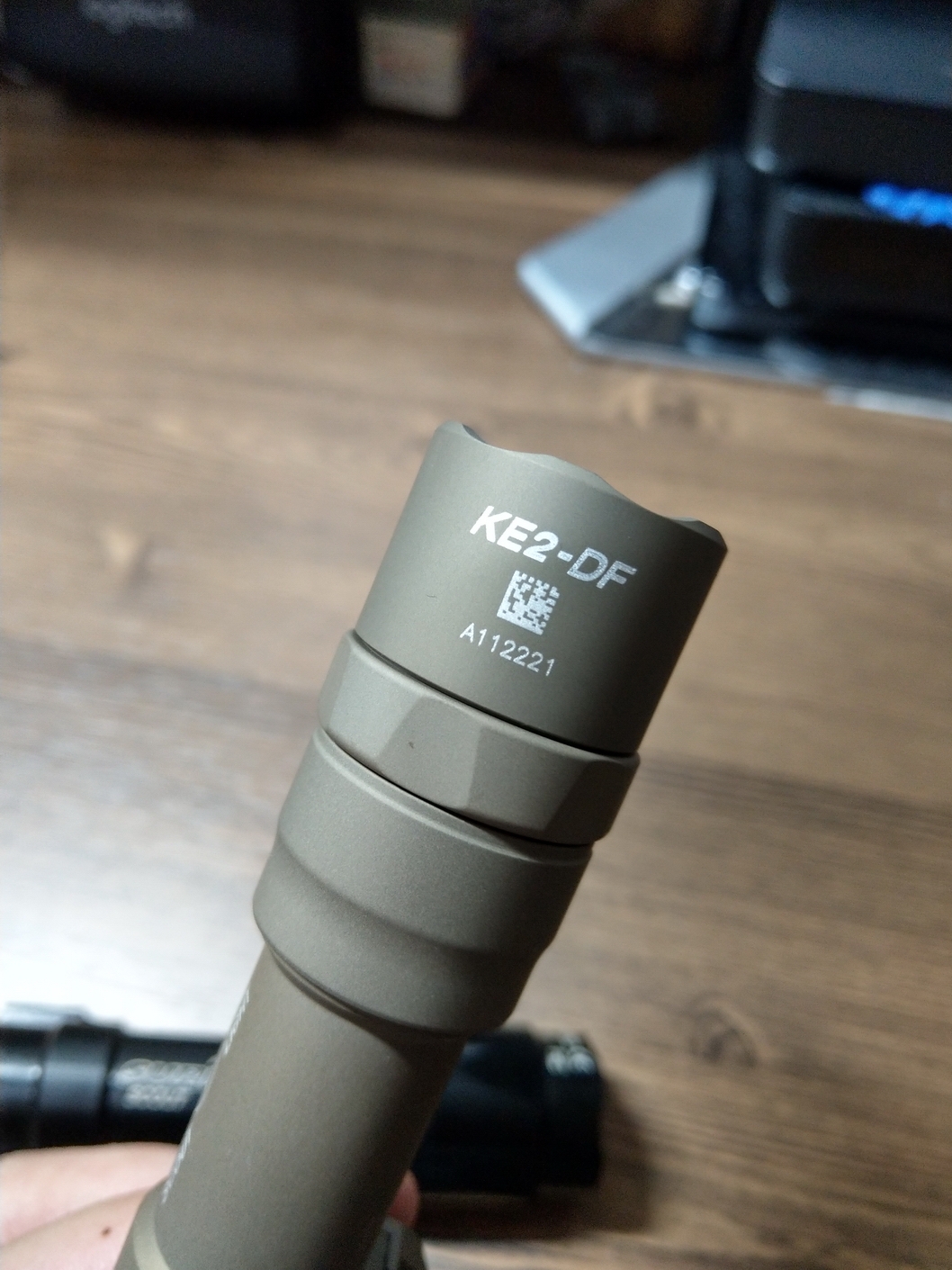 不專業簡易開箱 ( SureFire M600DF 1500流明 戰術槍燈 )