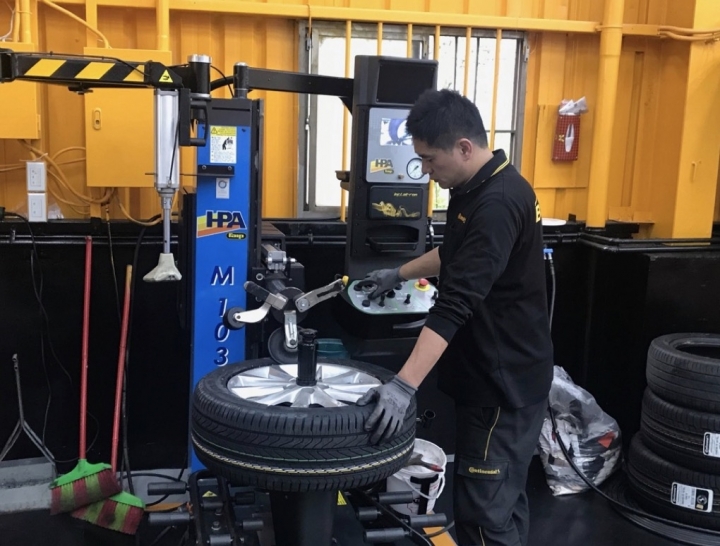 CT200H新鞋,米其林3ST換馬牌UC6
