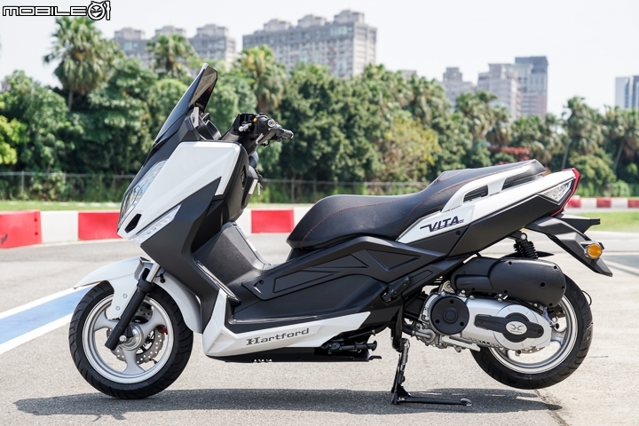 Hartford VITA 300 ABS 賽道試駕 十萬內黃牌路權首試