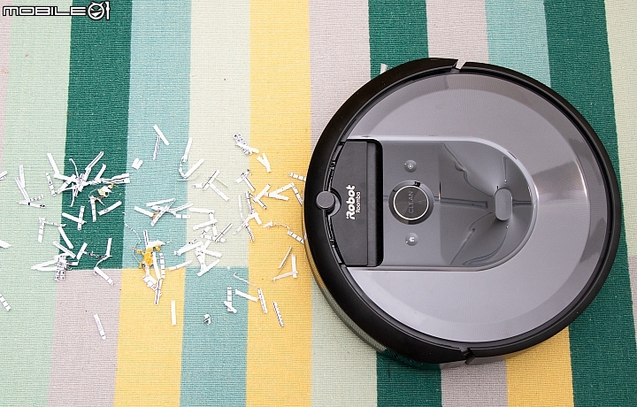iRobot Roomba i7+ 自動掃地機器人 創新Clean Base集塵座能幫你倒垃圾