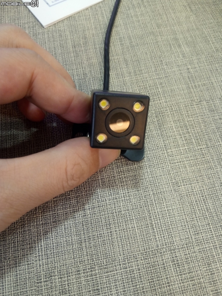 [遲來的開箱] 愛國者CL350 雙鏡頭行車紀錄器