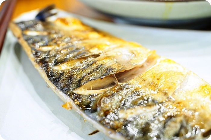 ▋微風南山美食▋樂咖 Loka 湯咖哩！沖繩湯咖哩＋炙燒和牛雙重享受。