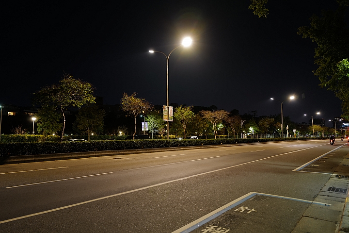 Leica Q2 近乎完美 舍我其誰！