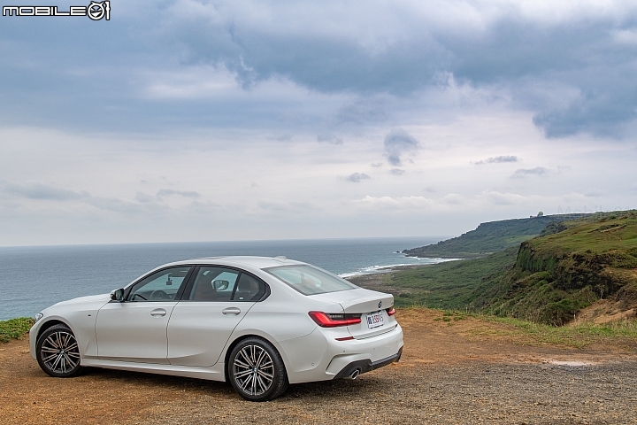 BMW G20 330i M Sport試駕：高科技涵養無法稀釋的駕馭本格