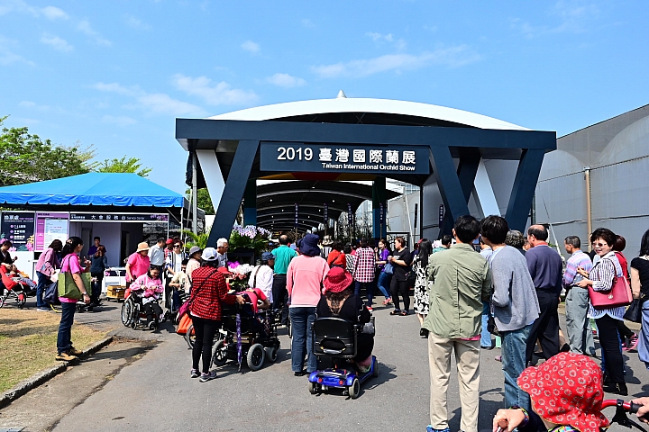 38婦女節快樂，歡迎大家來台南後壁區參觀2019台灣國際蘭展。
