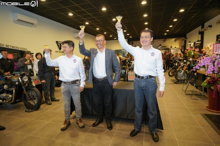 【採訪】服務北中南車友！TRIUMPH 重機台中旗艦展示中心開幕！
