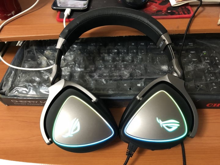 Asus ROG Delta 電競耳麥試用心得