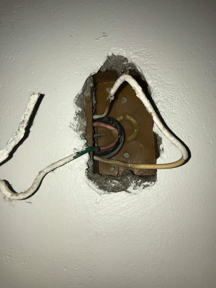 電燈接線問題?