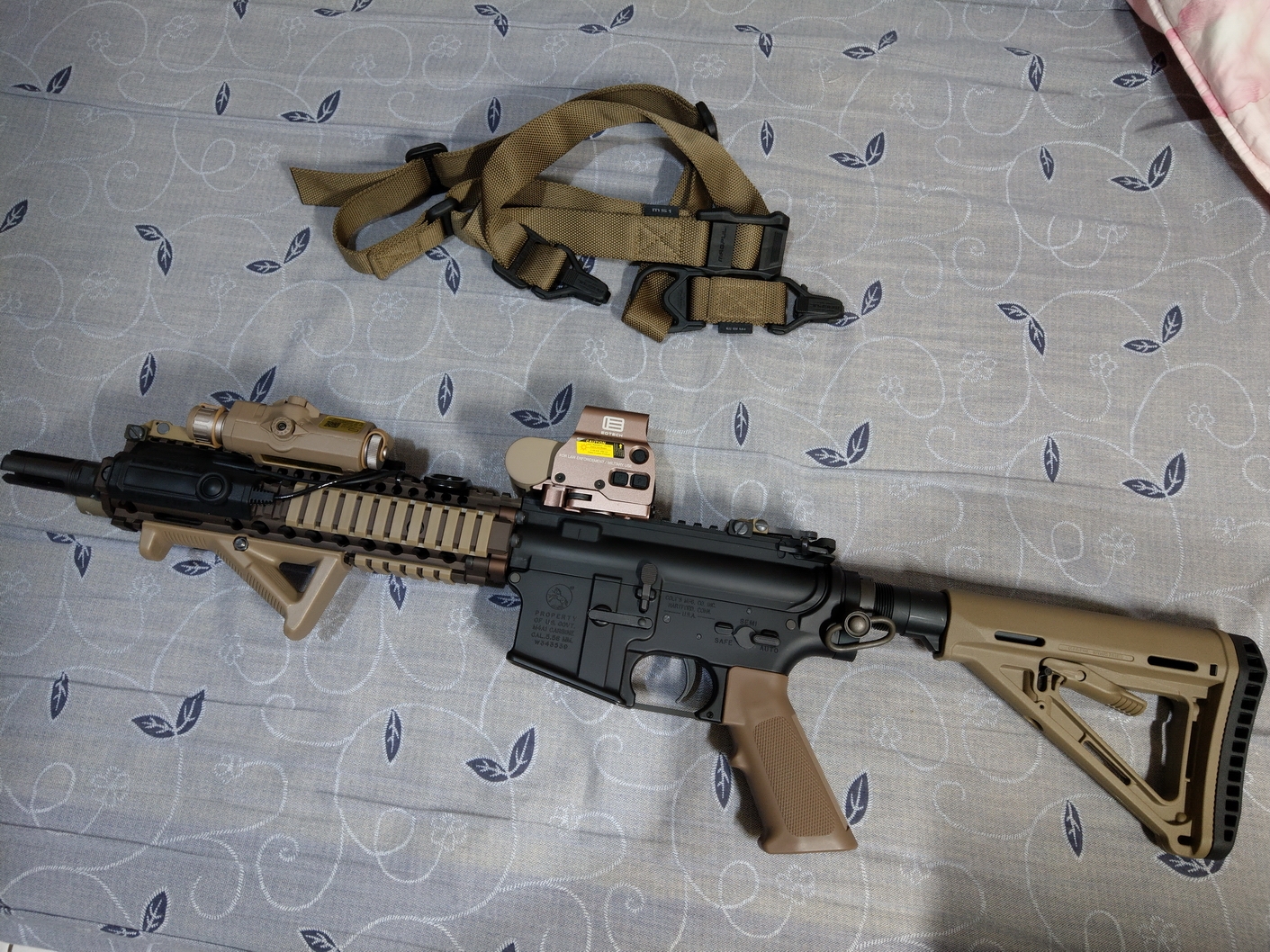 不專業簡易開箱 ( SureFire M600DF 1500流明 戰術槍燈 )