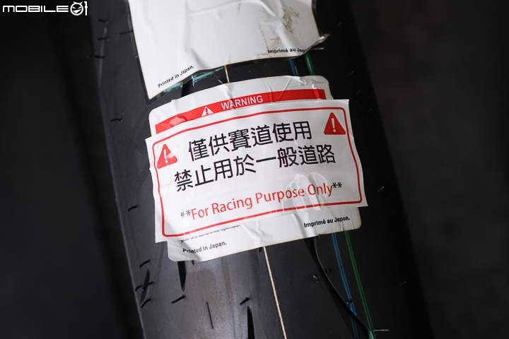 Bridgestone BATTLAX RACING R11 賽道試胎 全面性能大提升