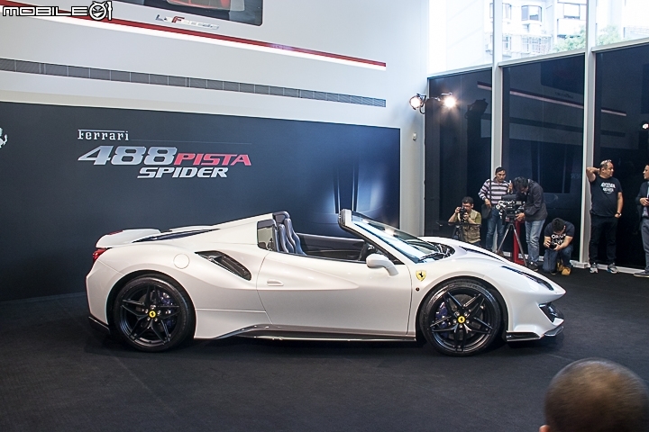 【國內新訊】Ferrari 488 Pista Spider 2220萬元在台上市，十餘輛配額早已售罄！