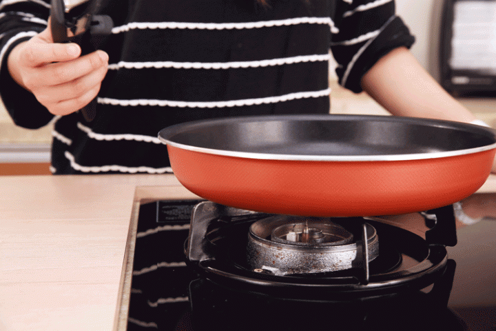 一鍋多用料理不麻煩 『特福巧變精靈四件組』