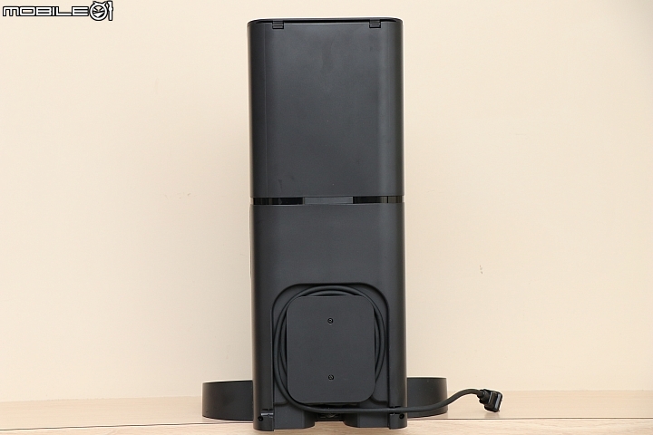 iRobot Roomba i7+ 自動掃地機器人 創新Clean Base集塵座能幫你倒垃圾