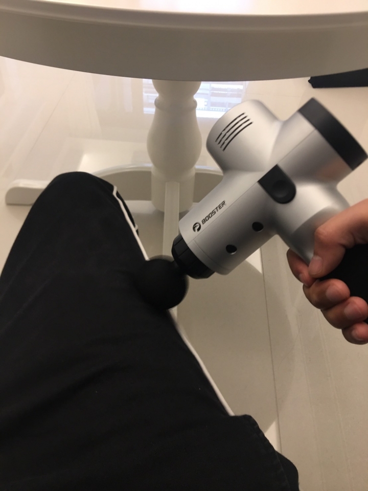 [開箱] Booster ProX按摩槍 歐巴你怎麼去了一趟韓國，就變了一個人呢?