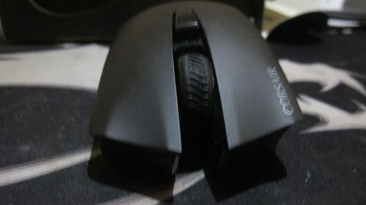 1MS的極速浪漫-無線電競Corsair Harpoon RGB Wireless