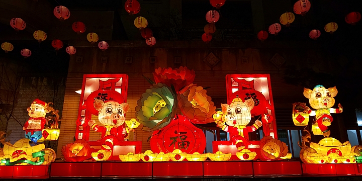 滿足娛樂享受又輕薄的 SHARP AQUOS zero