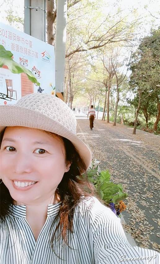潭雅神綠園道｜S彎道逍遙鐵馬行,春光明媚賞花去 - 達人Emily的播報台