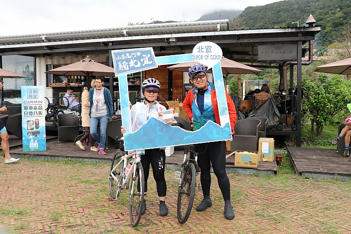 【2019小惡魔鬥陣騎北宜】起點北新藝術廣場與終點日出印象咖啡 照片下載