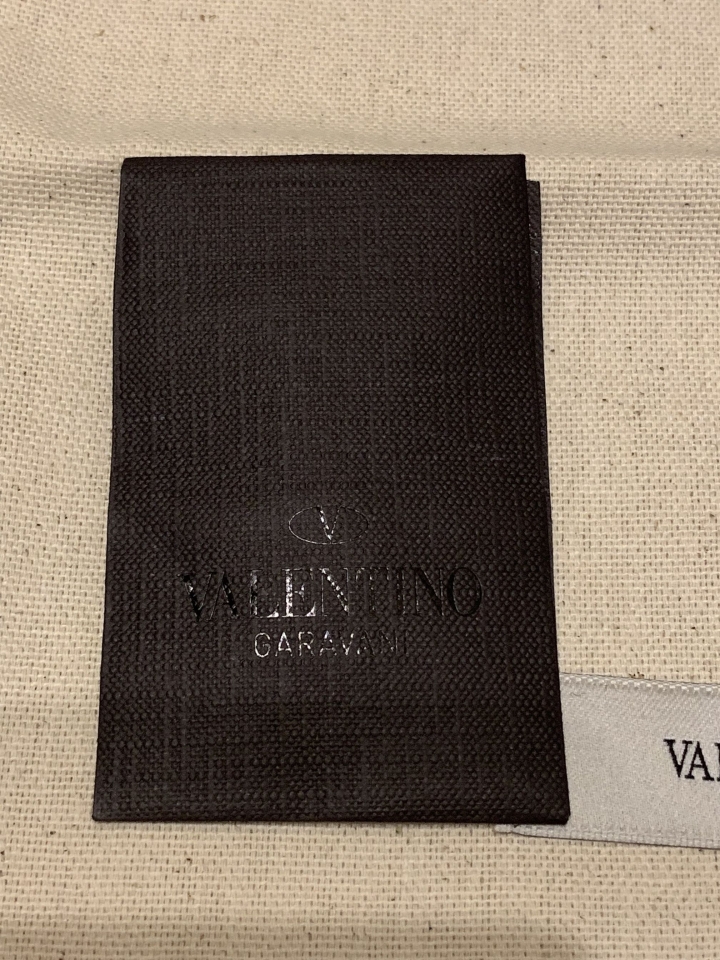 「開箱」Valentino GARAVANI 黑色編織 sneakers