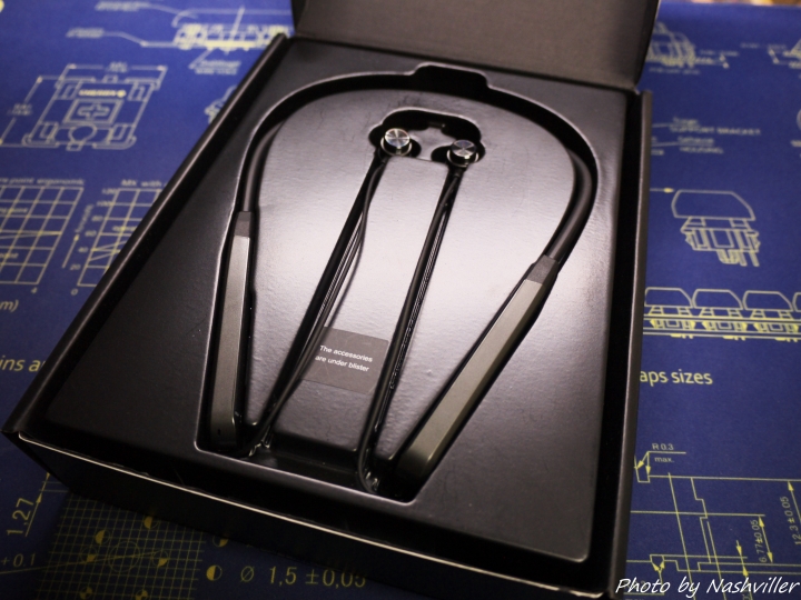[開箱]PALOVUE - Earflow wireless 入門頸掛式藍芽耳機