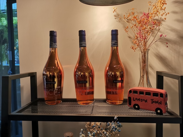 馬爹利Curious Bar【品酩會】，一同探索干邑白蘭地的珍稀佳釀