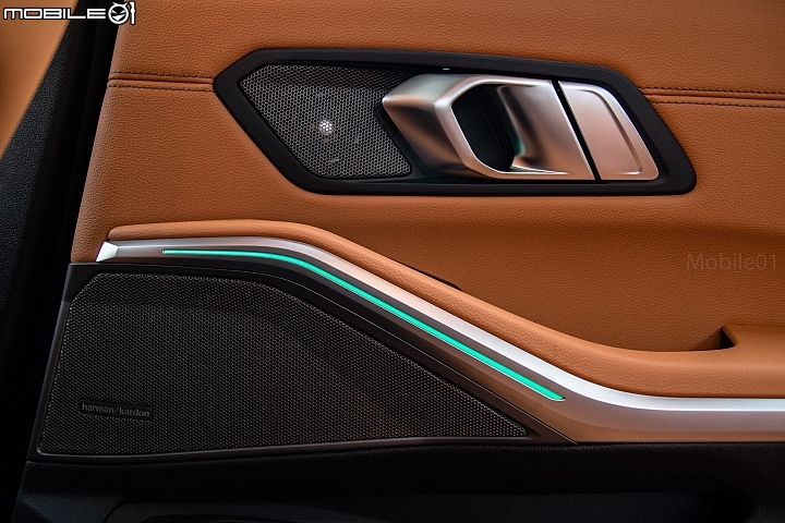 BMW G20 330i M Sport試駕：高科技涵養無法稀釋的駕馭本格