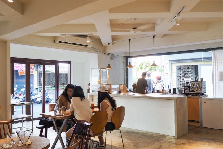 【新北淡水 | 甜點】小坡上的素淨甜點屋▹山波 Simple
