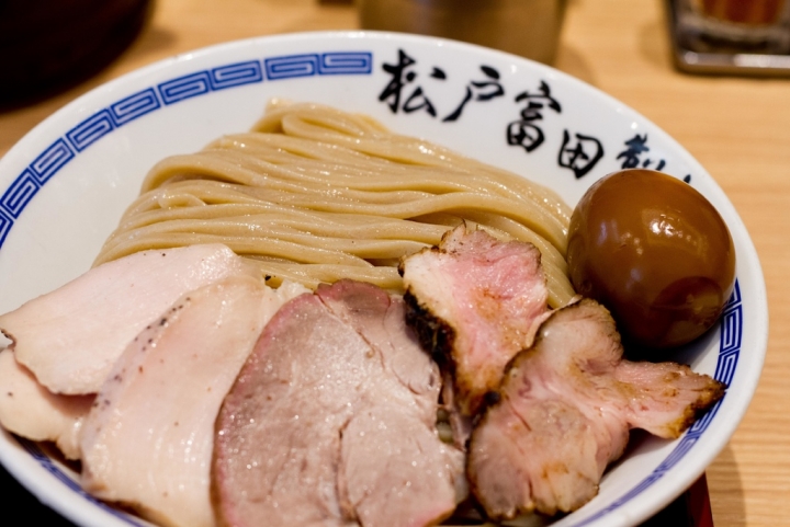 【美食。食記】千葉 她生命中的第一碗麵 富田沾麵 松戸富田製麺 ららぽーとTOKYO-BAY店 拉麵 嬰兒 幼兒 嬰幼兒 兒童 小朋友 推薦 小孩